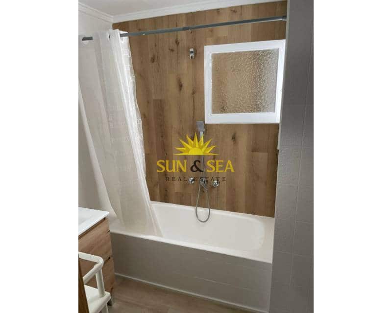 Apartamento de 3 habitaciones en Crevillente / Crevillent en alquiler - 750 € (Ref: 9383256)