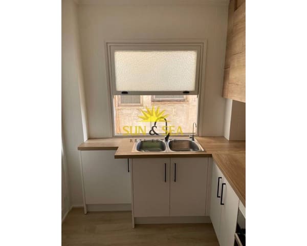 3 soveværelse Lejlighed til leje i Crevillente / Crevillent - € 750 (Ref: 9383256)