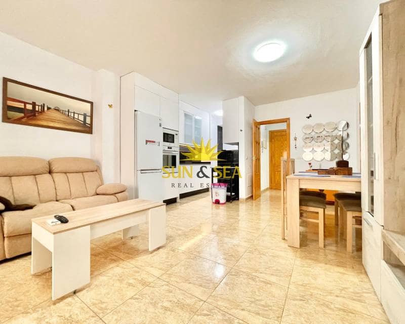 2 bedroom Apartment for rent in Los Alcazares with garage - € 650 (Ref: 9383881)