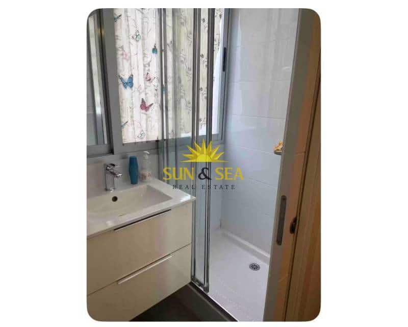 1 soveværelse Lejlighed til leje i Playa de San Juan - € 850 (Ref: 9386573)