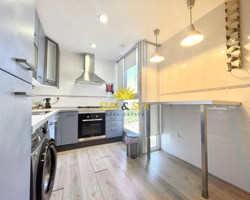 2 makuuhuone Huoneisto vuokrattavana paikassa Isla Plana mukana uima-altaan 
autotalli - 1 000 € (Ref: 9386888)