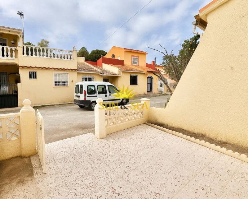 1 slaapkamer Villa te huur in San Fulgencio - € 700 (Ref: 9386889)