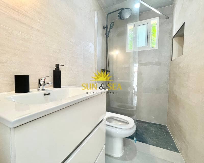 1 slaapkamer Villa te huur in San Fulgencio - € 700 (Ref: 9386889)