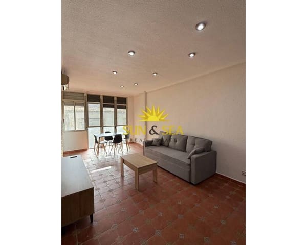 3 bedroom Apartment for rent in Elda - € 700 (Ref: 9389936)