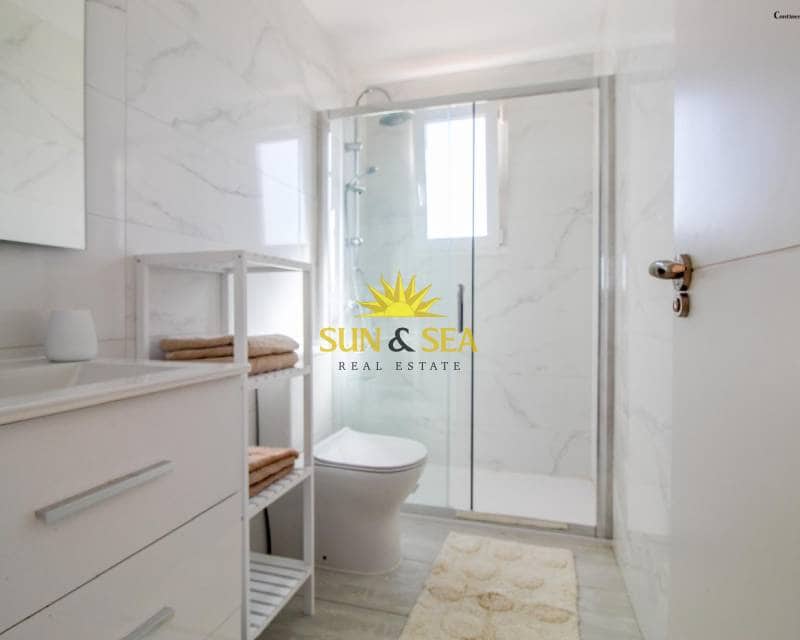 2 soverom Penthouse til salgs i Orihuela Costa - € 247 000 (Ref: 9395436)