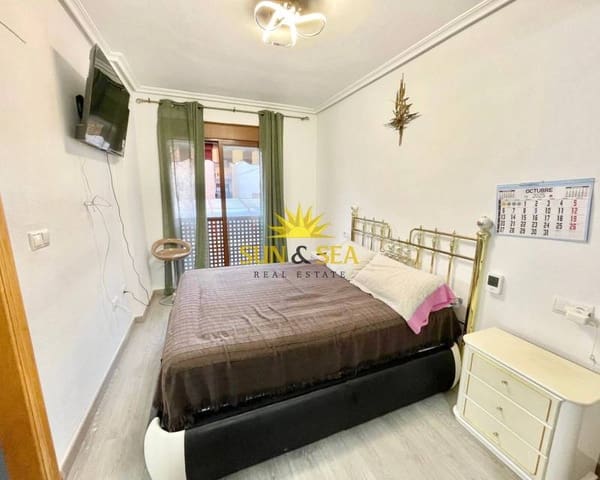 Appartement de 3 chambres à louer à San Pedro del Pinatar ciudad, San Pedro del Pinatar avec piscine garage - 900 € (Ref: 9396748)