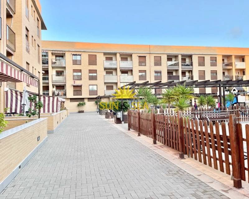 3 bedroom Apartment for rent in San Pedro del Pinatar with pool garage - € 900 (Ref: 9396748)