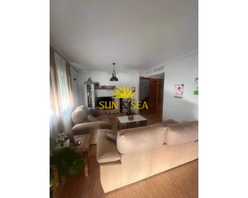 4 bedroom Villa for sale in San Pedro del Pinatar with garage - € 289,000 (Ref: 9396749)