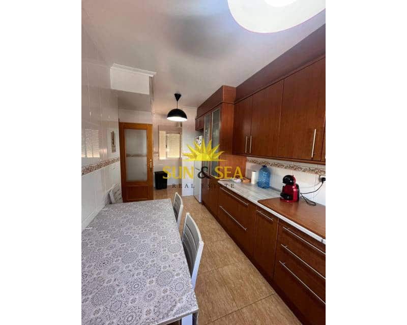 4 bedroom Villa for sale in San Pedro del Pinatar with garage - € 289,000 (Ref: 9396749)