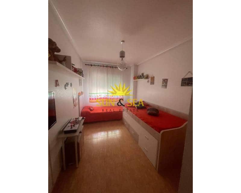 4 bedroom Villa for sale in San Pedro del Pinatar with garage - € 289,000 (Ref: 9396749)