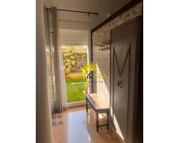 4 soveværelse Villa til salg i San Pedro del Pinatar ciudad, San Pedro del Pinatar med garage - € 289.000 (Ref: 9396749)