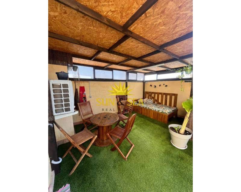 4 bedroom Villa for sale in San Pedro del Pinatar with garage - € 289,000 (Ref: 9396749)