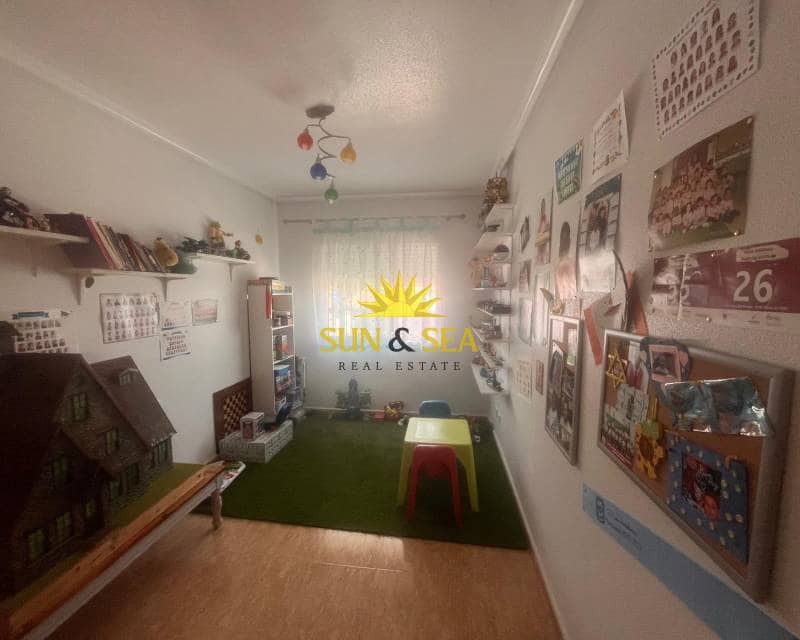 4 bedroom Villa for sale in San Pedro del Pinatar with garage - € 289,000 (Ref: 9396749)