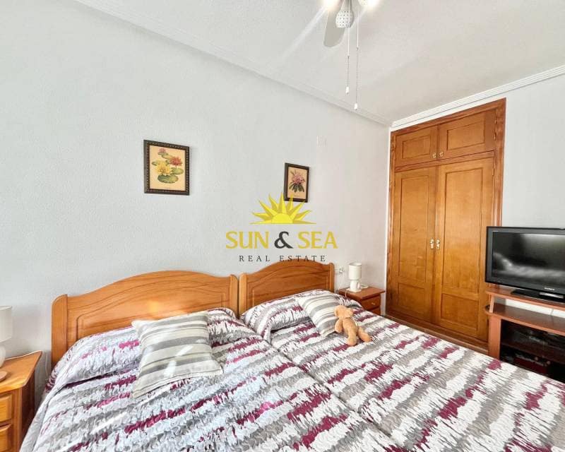 2 camera da letto Villa da affittare in Torrevieja con piscina garage - 1.250 € (Rif: 9396846)