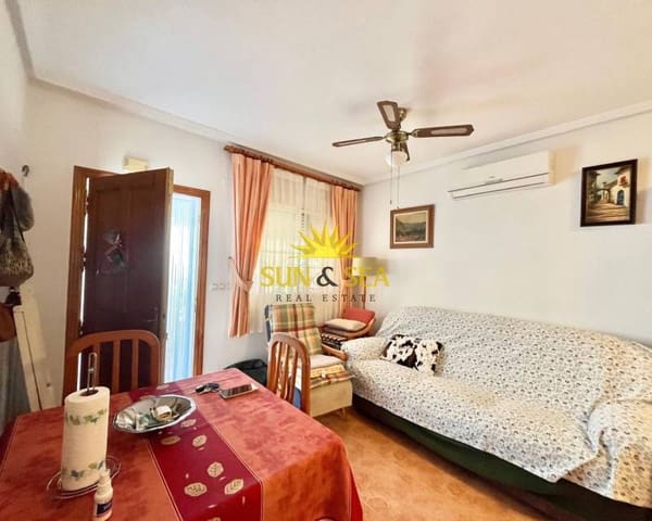 2 quarto Moradia para arrendar em El Chaparral - La Siesta - La Torreta, Torrevieja com piscina garagem - 1 250 € (Ref: 9396846)