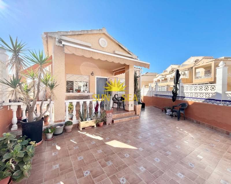 2 camera da letto Villa da affittare in Torrevieja con piscina garage - 1.250 € (Rif: 9396846)