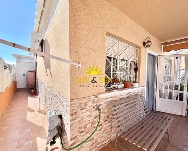 2 quarto Moradia para arrendar em El Chaparral - La Siesta - La Torreta, Torrevieja com piscina garagem - 1 250 € (Ref: 9396846)