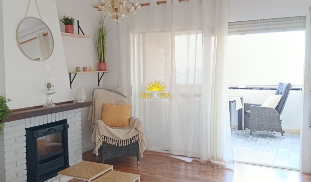 2 bedroom Villa for rent in El Campello with pool - € 1,050 (Ref: 9396847)