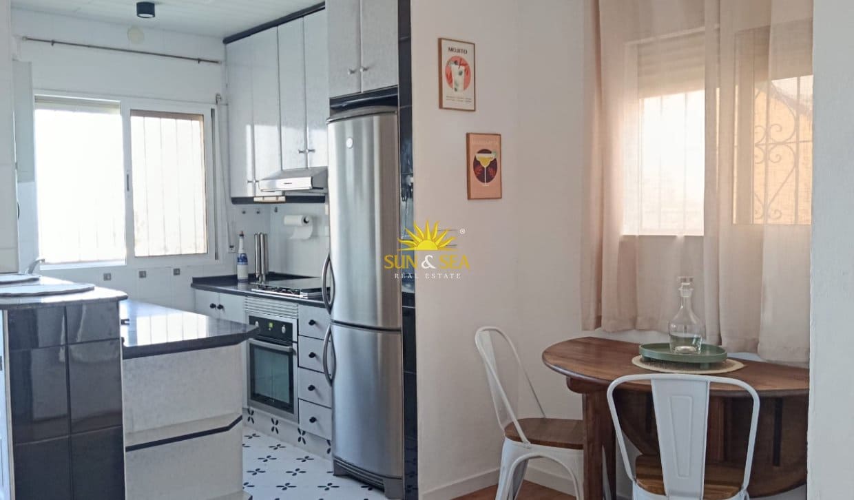 2 bedroom Villa for rent in El Campello with pool - € 1,050 (Ref: 9396847)