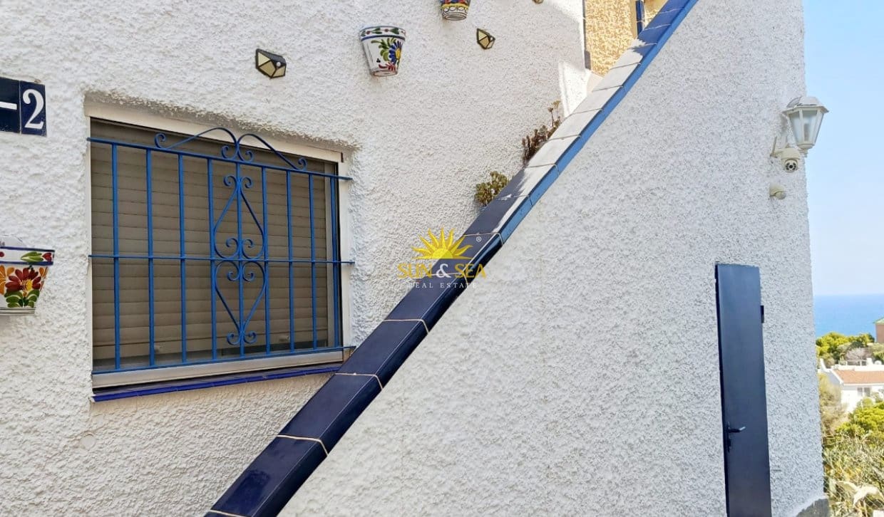 2 bedroom Villa for rent in El Campello with pool - € 1,050 (Ref: 9396847)
