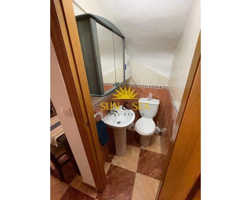 3 soveværelse Villa til leje i Santa Pola med swimmingpool garage - € 800 (Ref: 9397888)