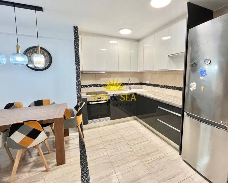 3 sypialnia Apartament na sprzedaż w Torrevieja - 200 000 € (Ref: 9397889)