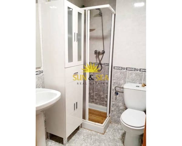 3 soveværelse Lejlighed til leje i Playa de San Juan, Alicante by med swimmingpool garage - € 1.100 (Ref: 9397890)