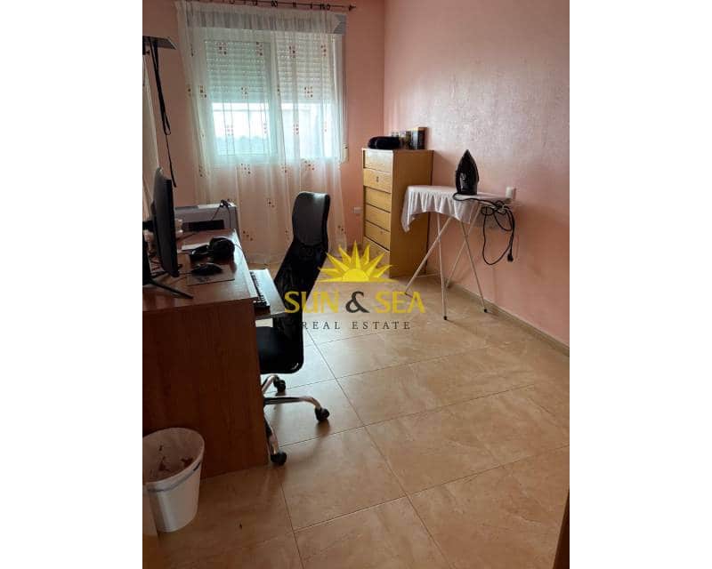 4 bedroom Apartment for rent in Alguazas with garage - € 800 (Ref: 9400064)