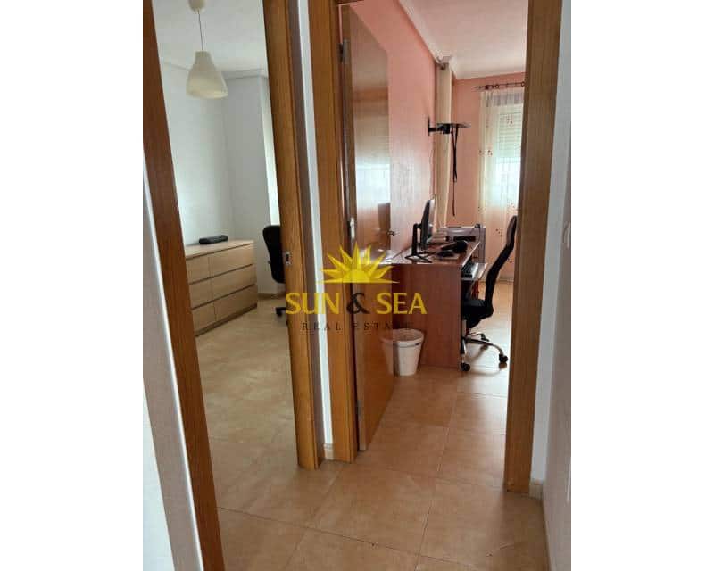 4 bedroom Apartment for rent in Alguazas with garage - € 800 (Ref: 9400064)