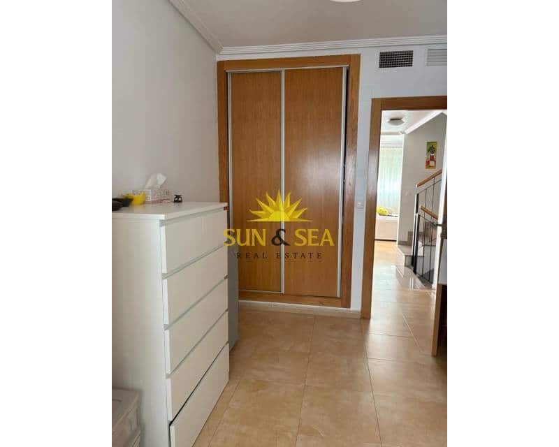 4 bedroom Apartment for rent in Alguazas with garage - € 800 (Ref: 9400064)