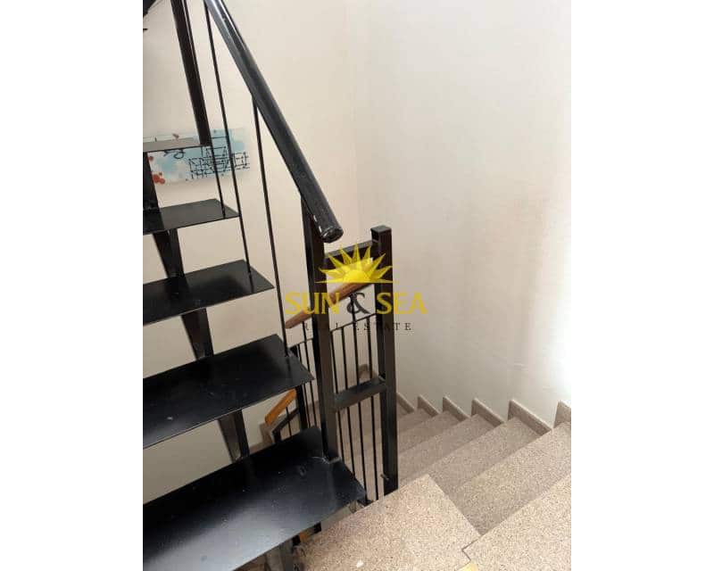 4 bedroom Apartment for rent in Alguazas with garage - € 800 (Ref: 9400064)