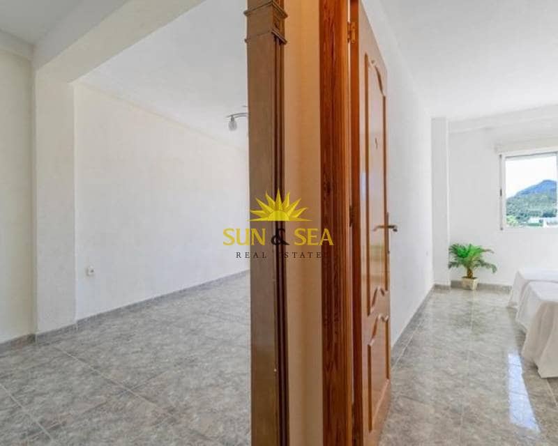 3 chambre Appartement à vendre à Alumbres - 120 000 € (Ref: 9400159)