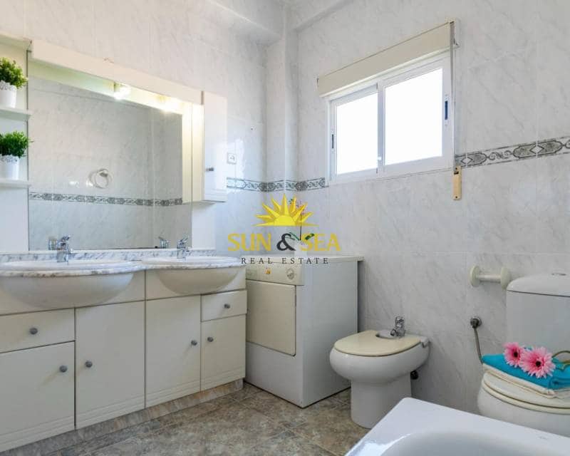 3 bedroom Apartment for rent in Alumbres - € 600 (Ref: 9400163)