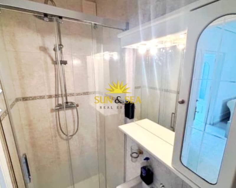 Chalet de 3 habitaciones en Benijófar en venta - 189.995 € (Ref: 9401071)