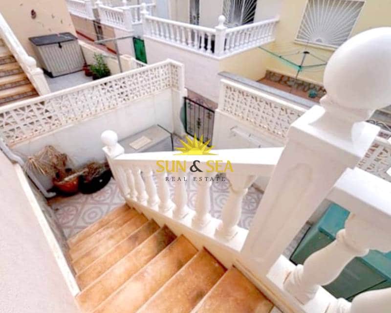 Chalet de 3 habitaciones en Benijófar en venta - 189.995 € (Ref: 9401071)