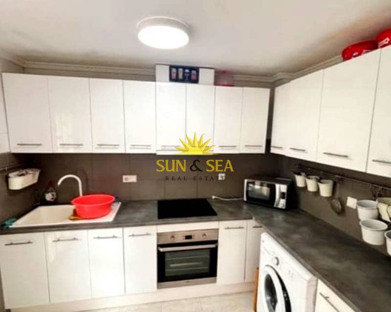 Chalet de 3 habitaciones en Benijófar en venta - 189.995 € (Ref: 9401071)