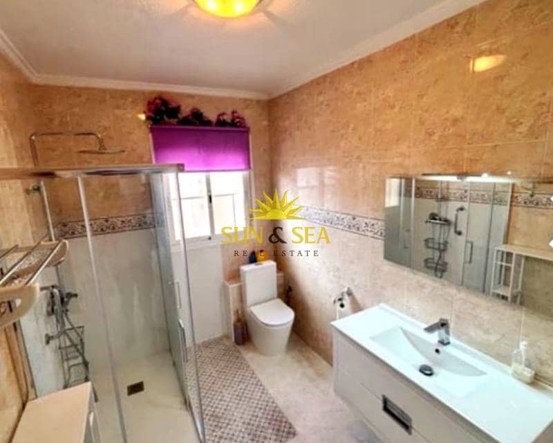 Chalet de 3 habitaciones en Benijófar en venta - 189.995 € (Ref: 9401071)