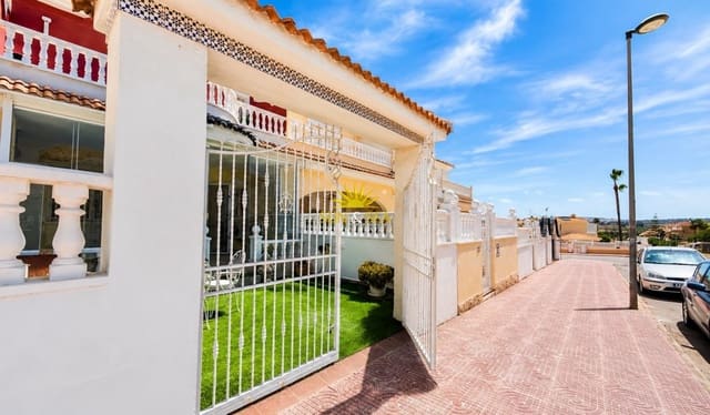 3 bedroom Villa for sale in Benijófar - € 185,000 (Ref: 9401071)