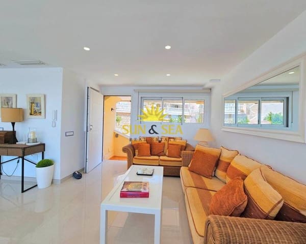 Appartement de 3 chambres à louer à La Manga del Mar Menor avec piscine garage - 2 800 € (Ref: 9401074)