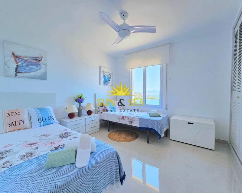 3 sypialnia Apartament do wynajęcia w La Manga del Mar Menor z basenem garażem - 2 800 € (Ref: 9401074)