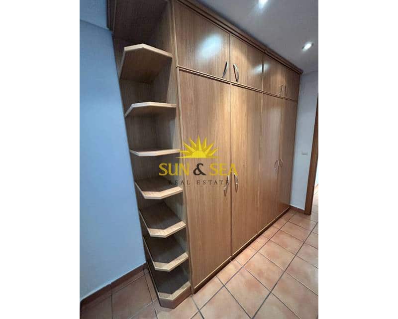 2 soverom Leilighet til leie i Elche / Elx - € 900 (Ref: 9402625)