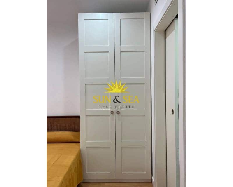 1 soveværelse Lejlighed til leje i Murcia by - € 750 (Ref: 9402626)