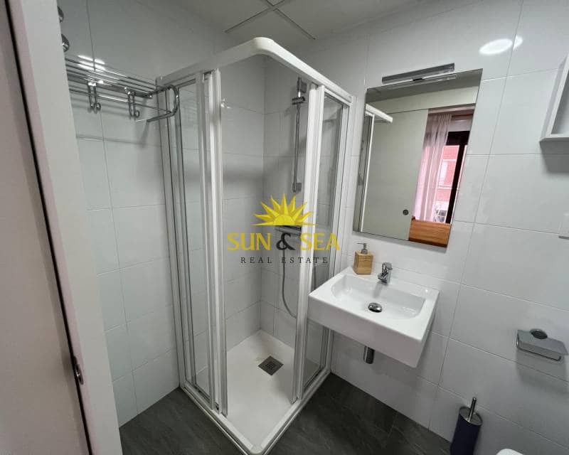 1 soveværelse Lejlighed til leje i Murcia by - € 750 (Ref: 9402626)