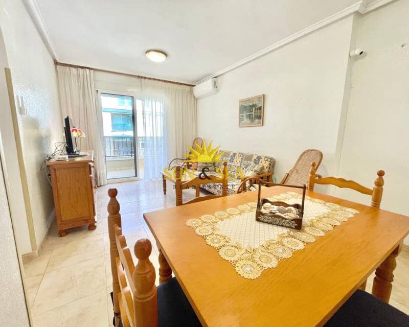 2 soveværelse Lejlighed til leje i Guardamar del Segura - € 700 (Ref: 9402628)