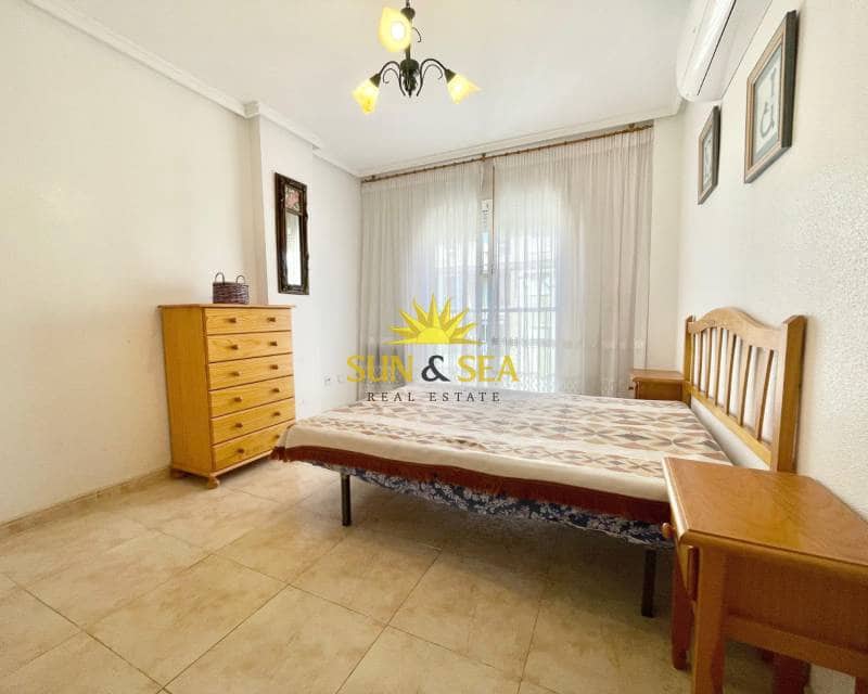 2 soveværelse Lejlighed til leje i Guardamar del Segura - € 700 (Ref: 9402628)