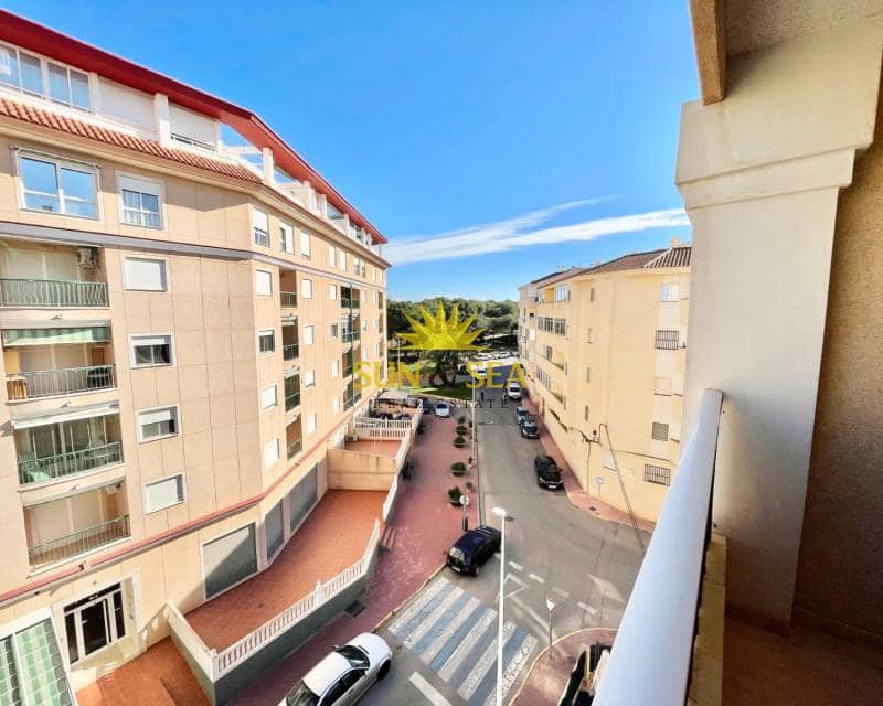 2 soveværelse Lejlighed til leje i Guardamar del Segura - € 700 (Ref: 9402628)