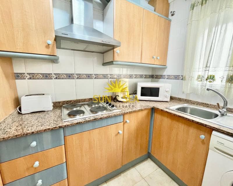 2 soveværelse Lejlighed til leje i Guardamar del Segura - € 700 (Ref: 9402628)