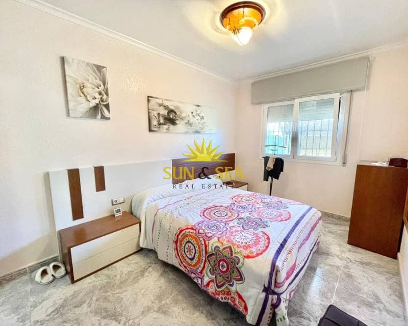 3 makuuhuone Huvila myytävänä paikassa Santiago de la Ribera mukana 
autotalli - 450 000 € (Ref: 9402630)