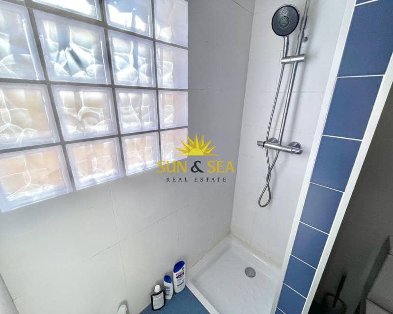 3 makuuhuone Huvila myytävänä paikassa Santiago de la Ribera mukana 
autotalli - 450 000 € (Ref: 9402630)