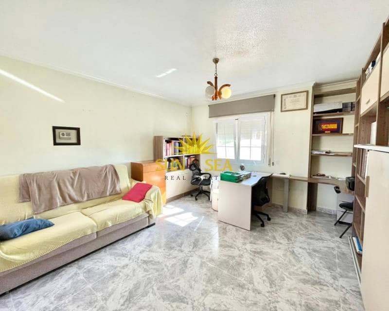 3 makuuhuone Huvila myytävänä paikassa Santiago de la Ribera mukana 
autotalli - 450 000 € (Ref: 9402630)